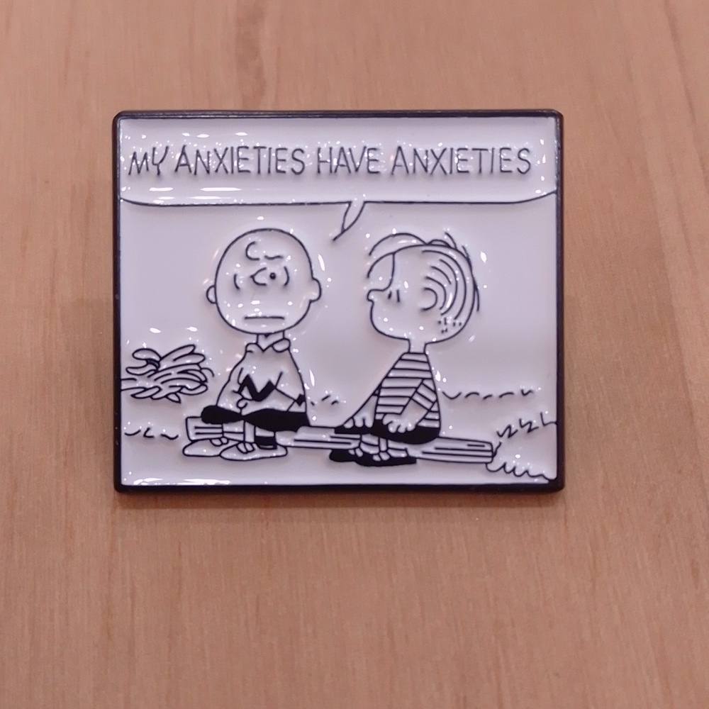 🆕 Charlie Brown Linus Comic Strip Enamel Pin Brooch